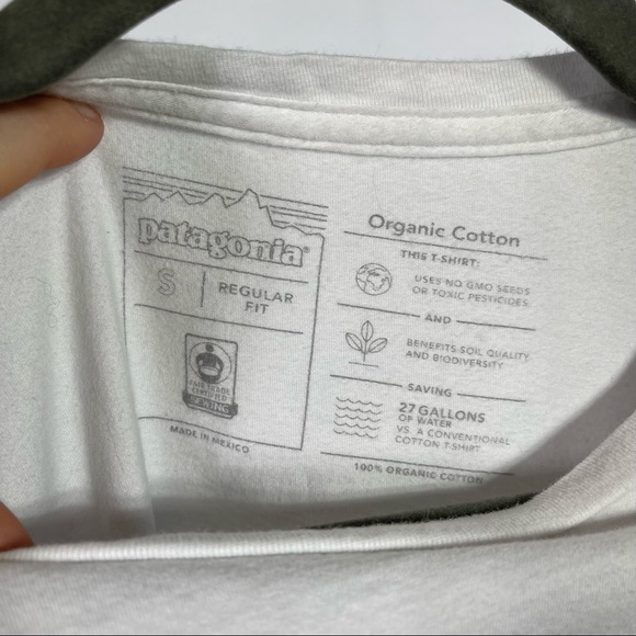 Patagonia, Organic Cotton T-Shirt, Size Small. In good used condition! - Picture 3 of 5